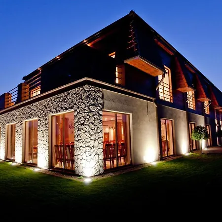 Zajazd Chata Keblowo Bed & Breakfast