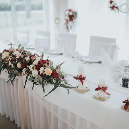 Zajazd Chata Keblowo Bed & Breakfast 3*