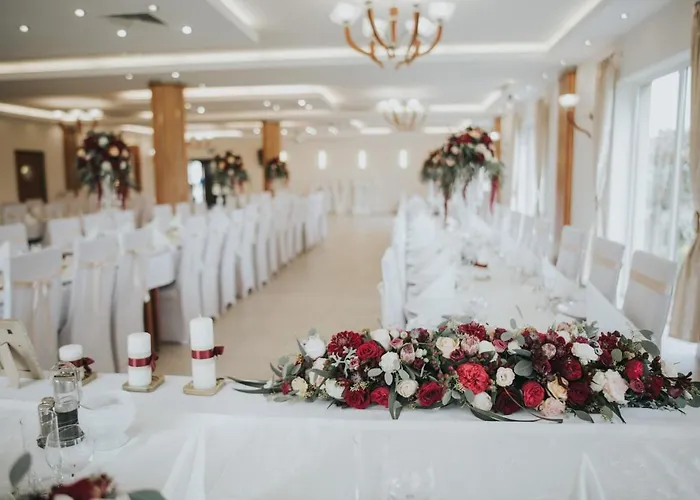 Zajazd Chata Keblowo Alojamento de Acomodação e Pequeno-almoço 3*