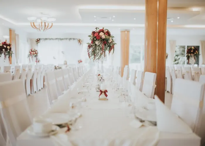 Zajazd Chata Keblowo Alojamento de Acomodação e Pequeno-almoço 3*